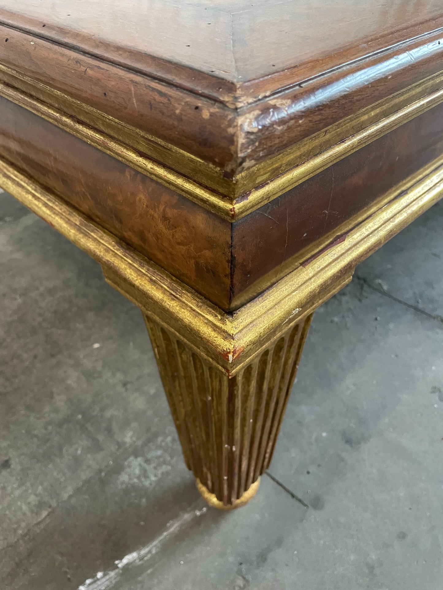Dessin Fournir Pietro Neoclassical Coffee Table