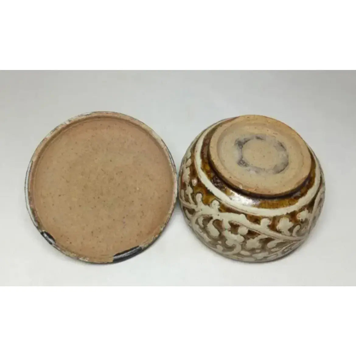 15th Century Thai Sawankhalok and Kalong Ceramic Covered Boxes