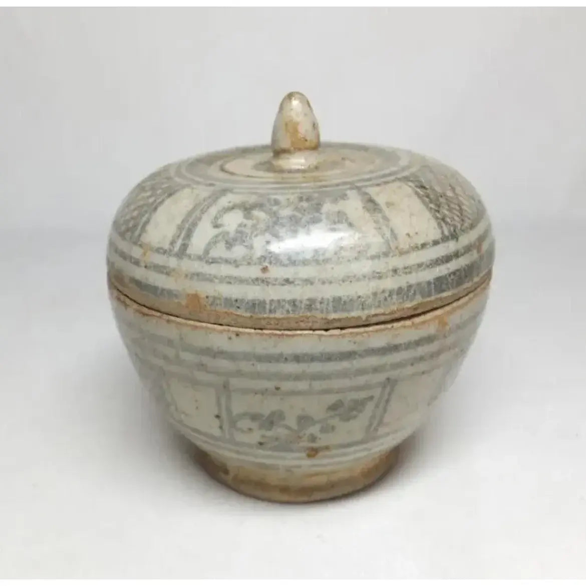15th Century Thai Sawankhalok and Kalong Ceramic Covered Boxes