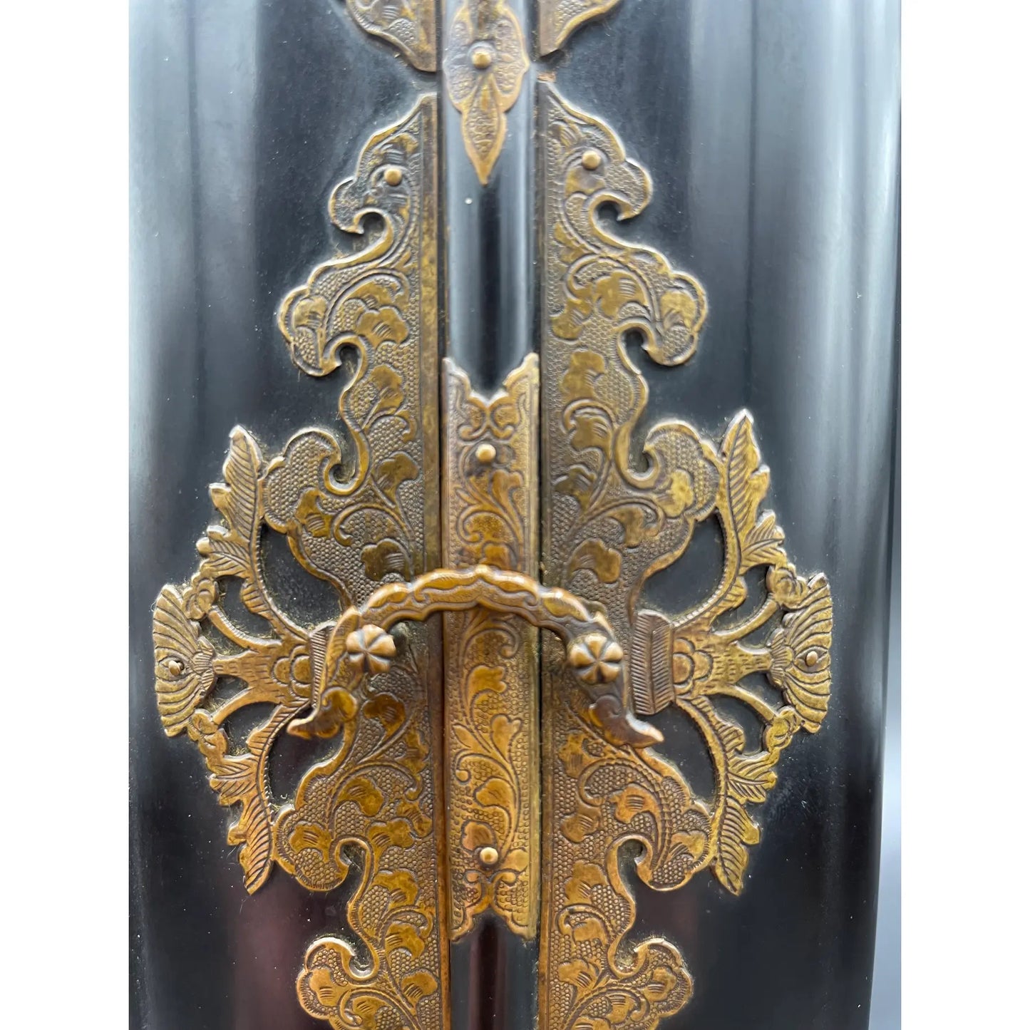 18th Century Japanese Edo Lacquered and Gilt Buddhist Zushi Shrine