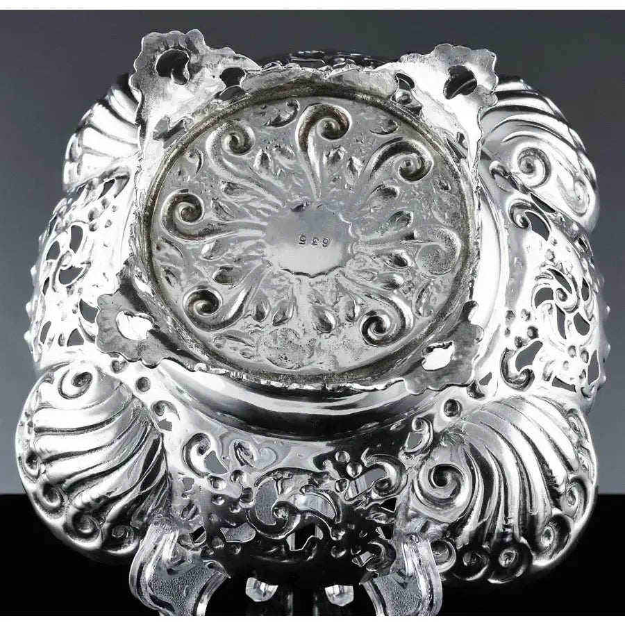 19th Century English Art Nouveau Sterling Silver Repoussé Nut Dish