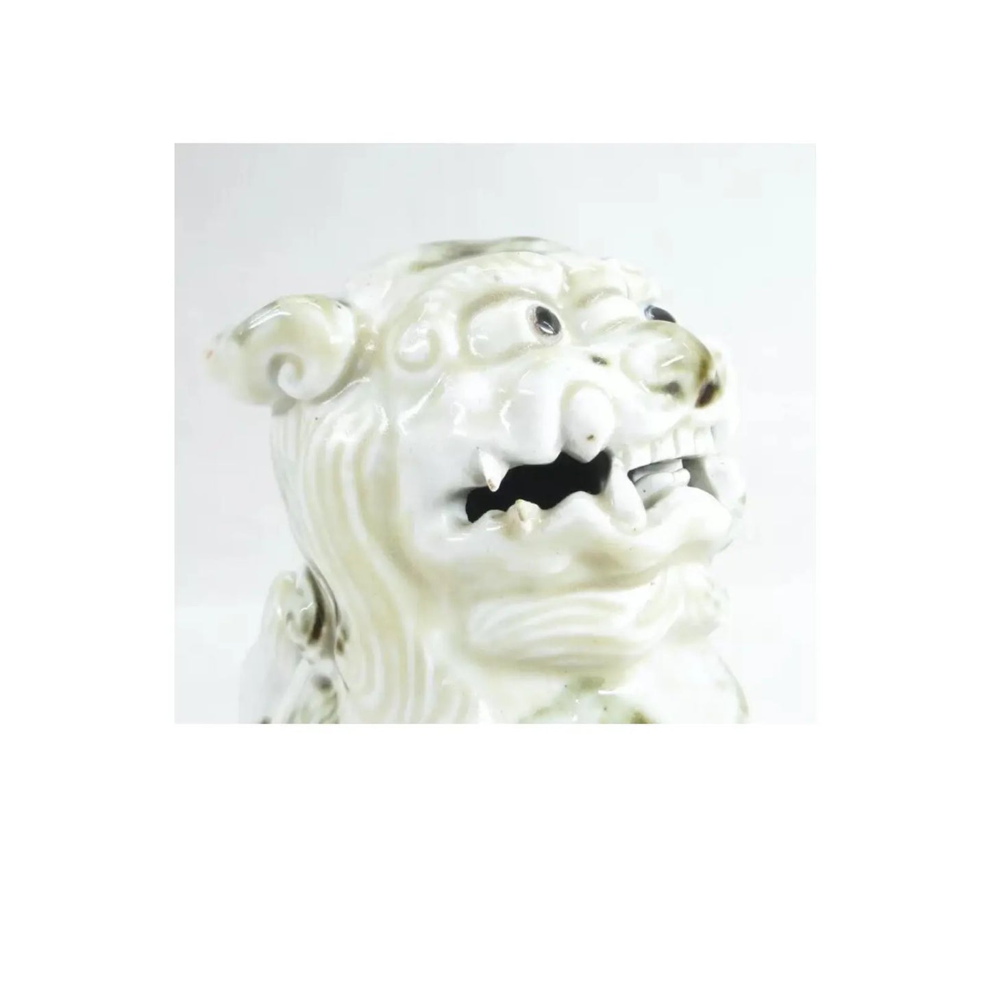 19th Century Japanese Meiji Hirado Porcelain Karashishi