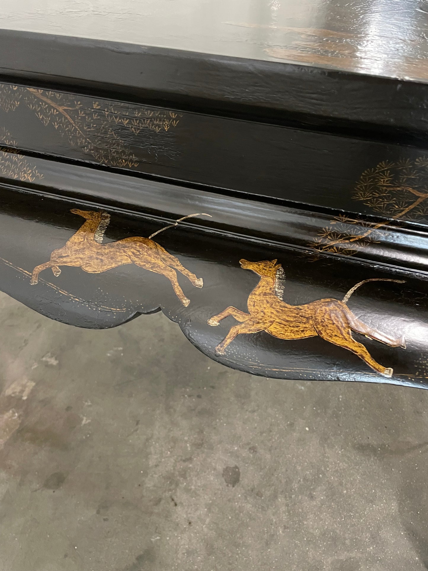 Rose Tarlow Wan Li Chinoiserie Lacquered Table
