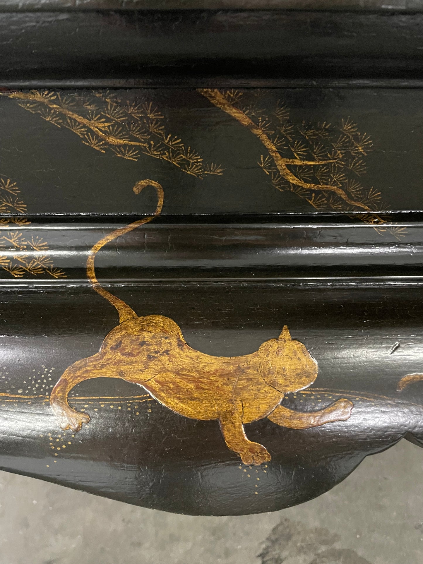 Rose Tarlow Wan Li Chinoiserie Lacquered Table