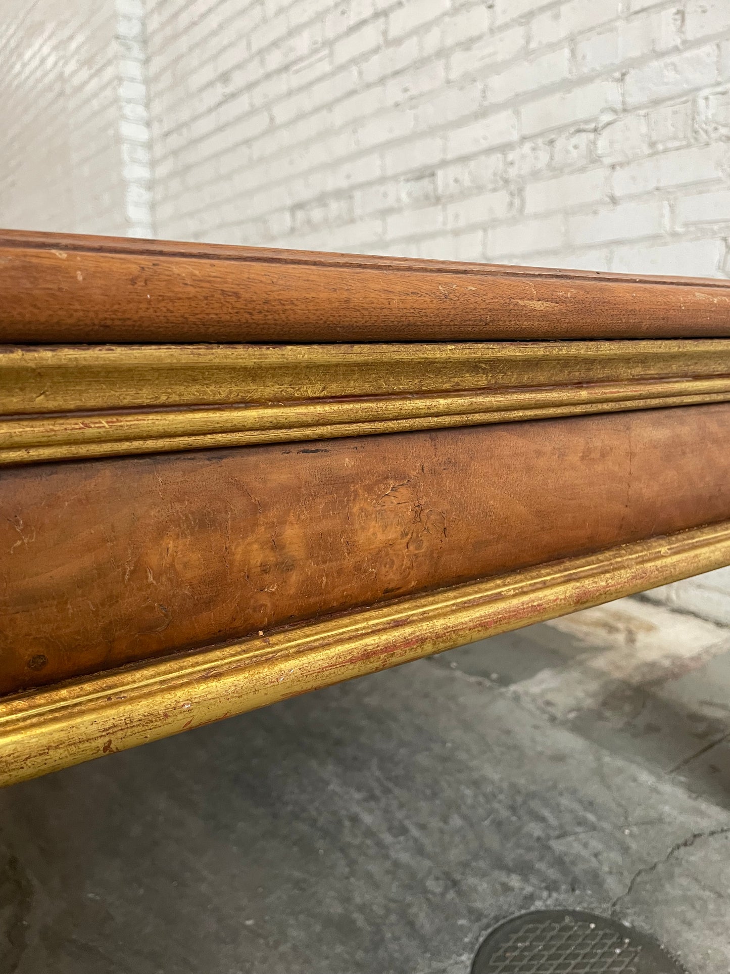 Dessin Fournir Pietro Neoclassical Coffee Table