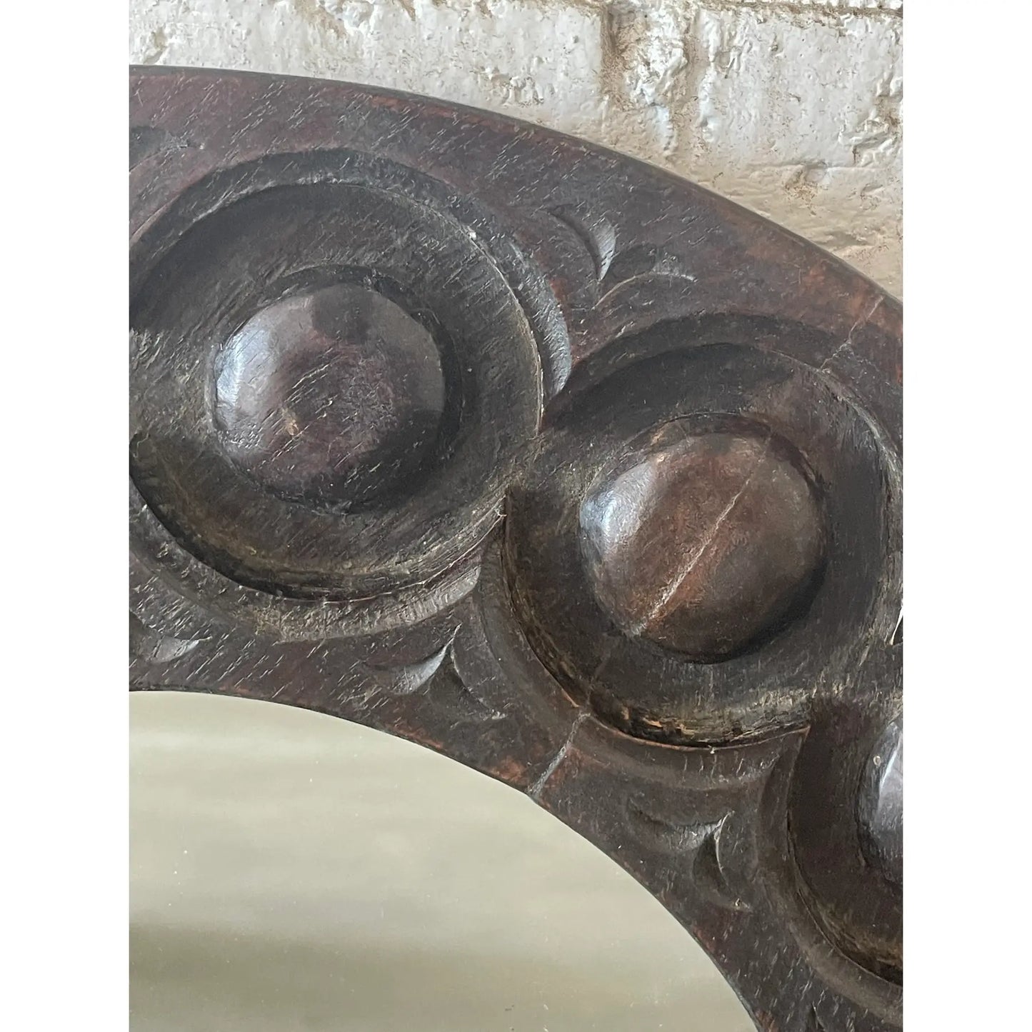 Antique 18th Century English Georgian Carved Round Walnut Mirror