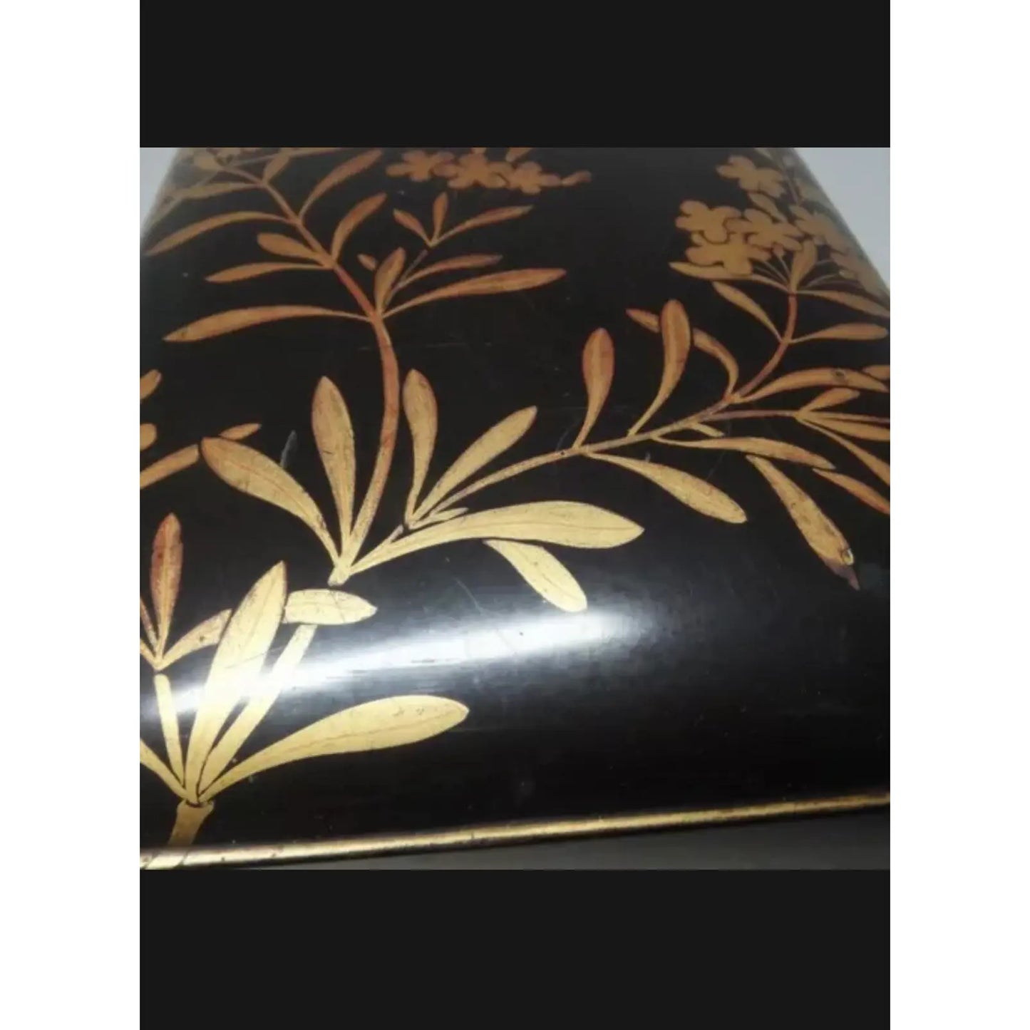 Early 19th Century Japanese Black and Gold Maki-E Lacquered Tebako