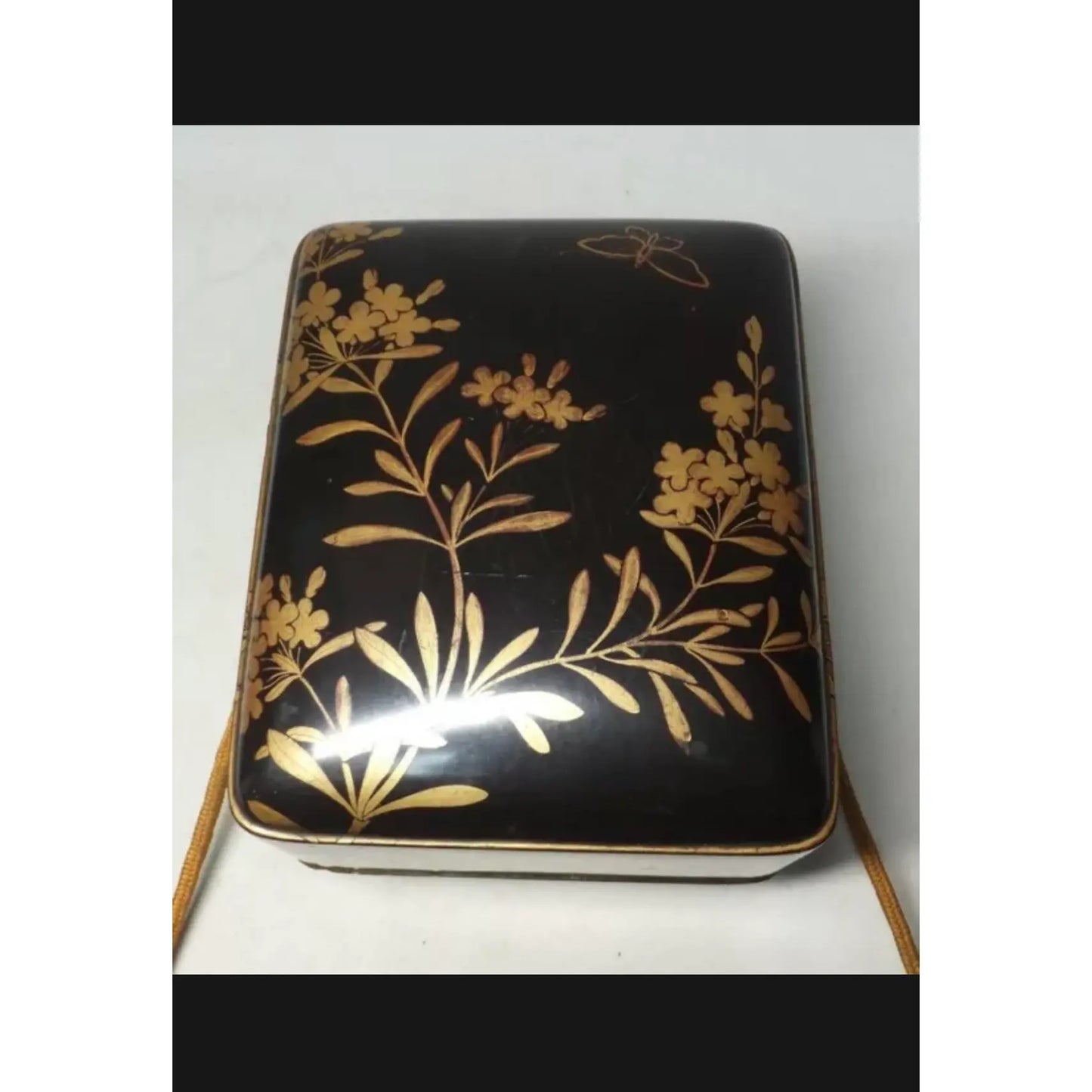 Early 19th Century Japanese Black and Gold Maki-E Lacquered Tebako