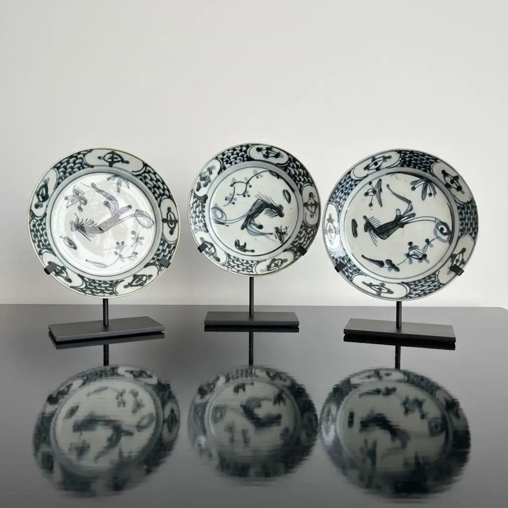 17th Century Japanese Blue and White Porcelain Plates- A Set of 5