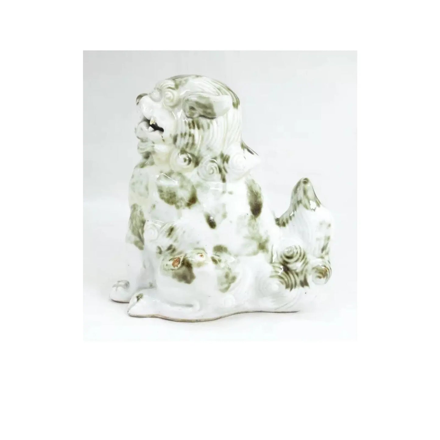 19th Century Japanese Meiji Hirado Porcelain Karashishi