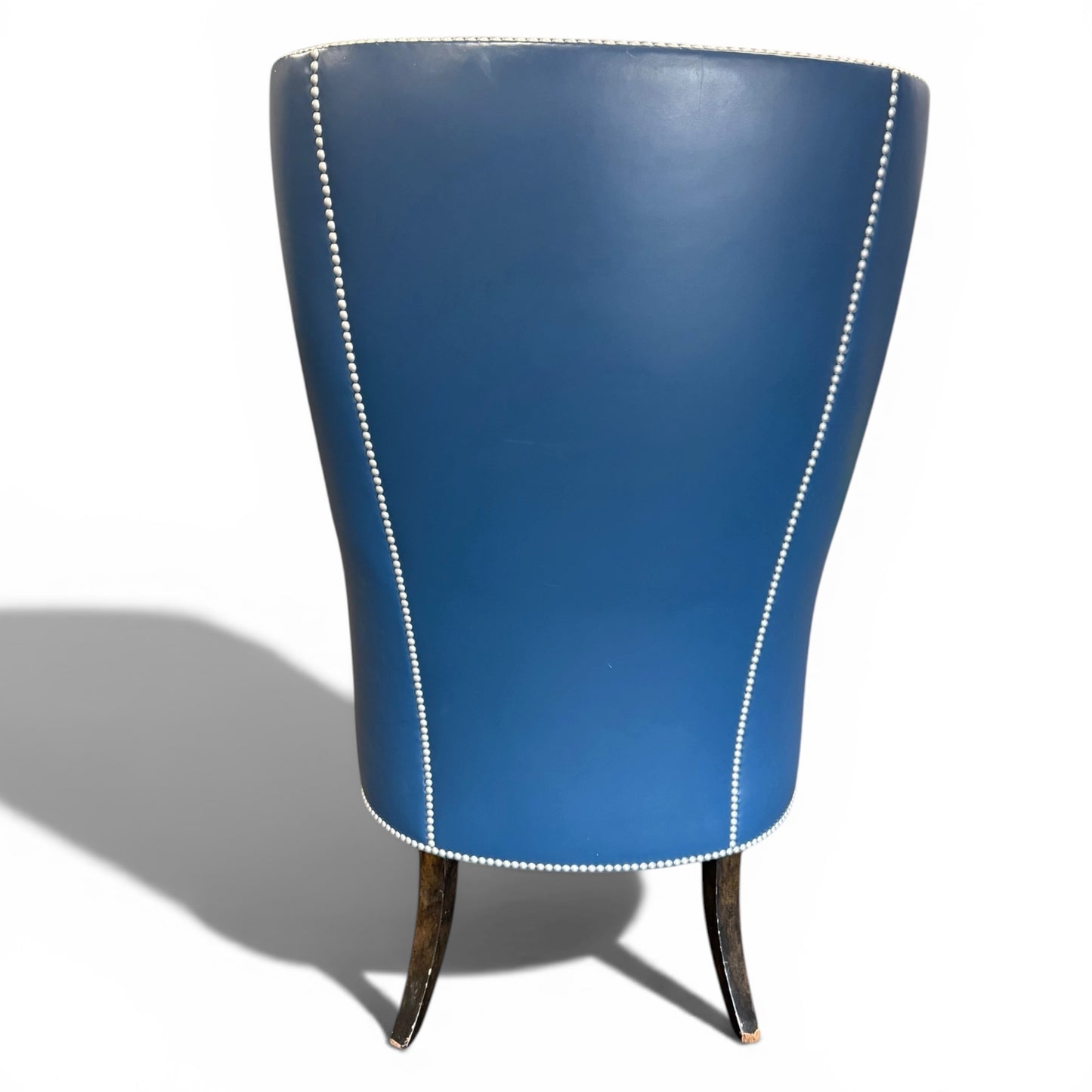 Dennis & Leen English Highback Wingchair