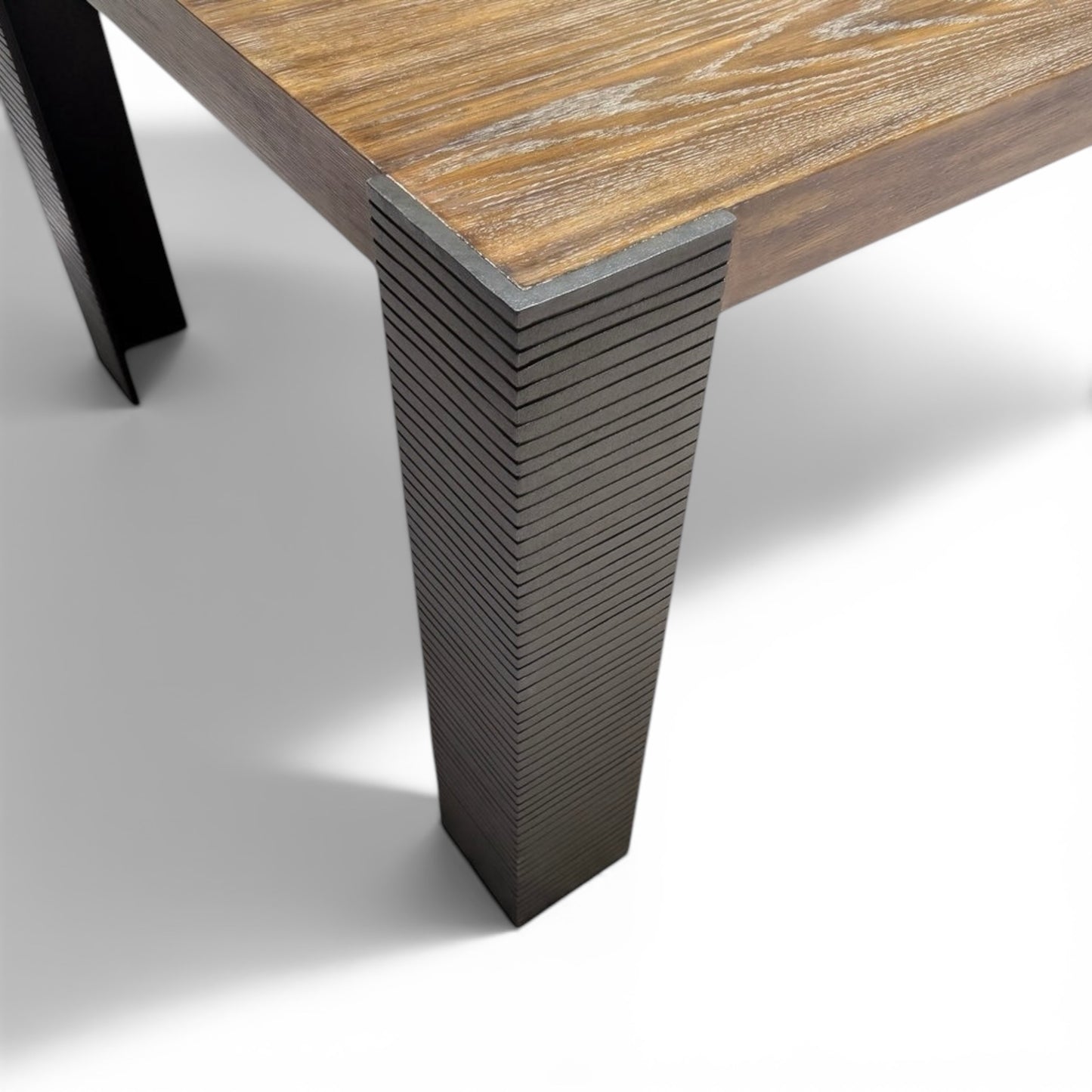 Gregorius Pineo Battista Dining Table