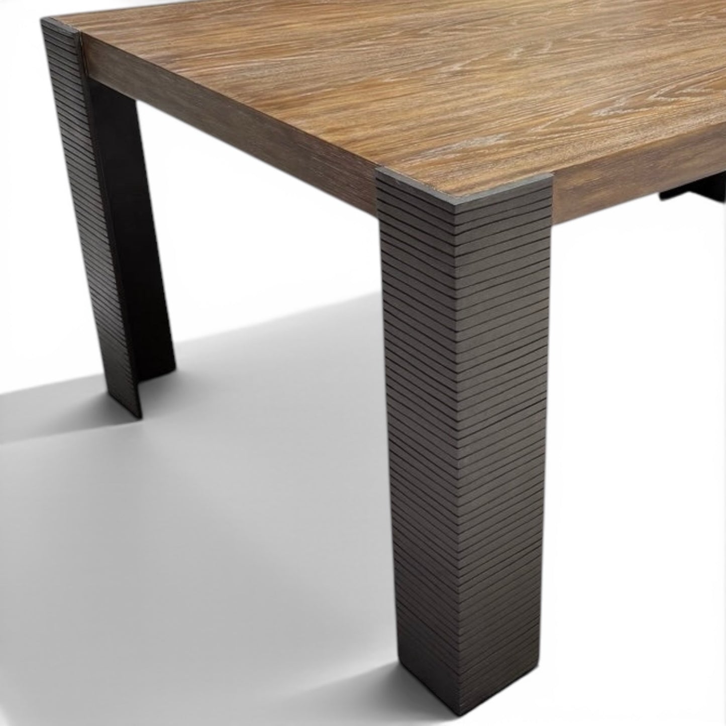 Gregorius Pineo Battista Dining Table